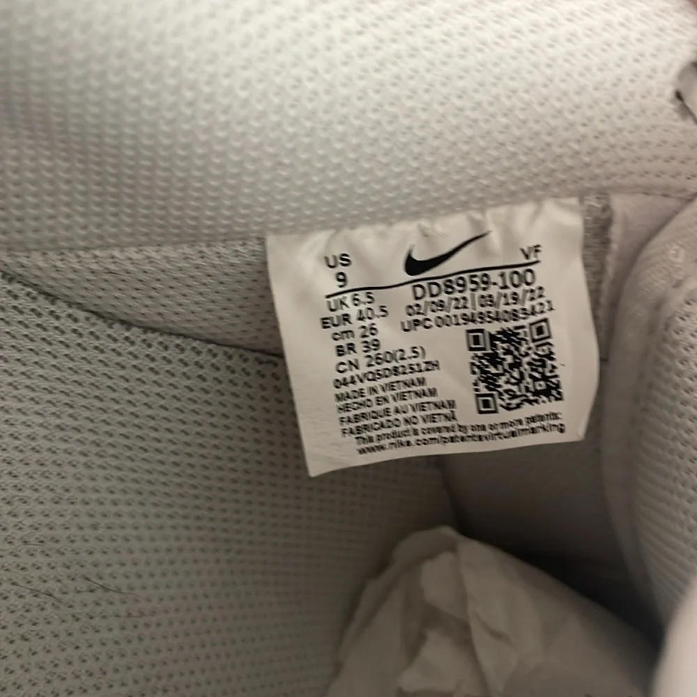 Nike Air Force 1 women’s shoes - Picture 6 of 6